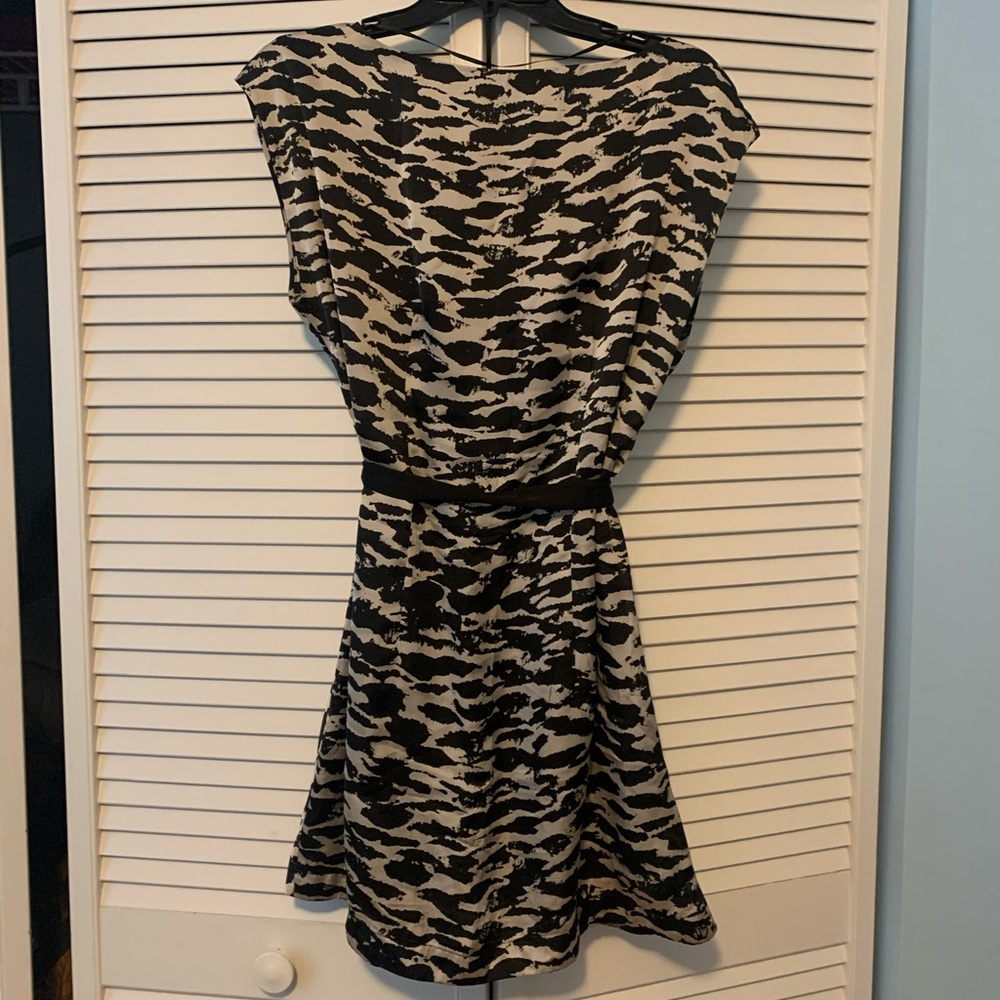 Cowl neck Cocktail Dress - Picture 2 of 3